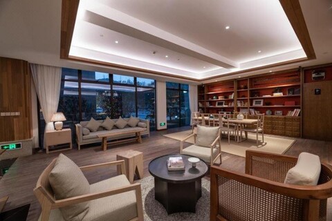 Suzhou Seclusive Tianpingshan Cultural Resort Hotel