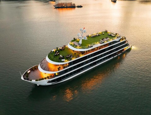 Era Cruise Halong Bay by Venus Group
