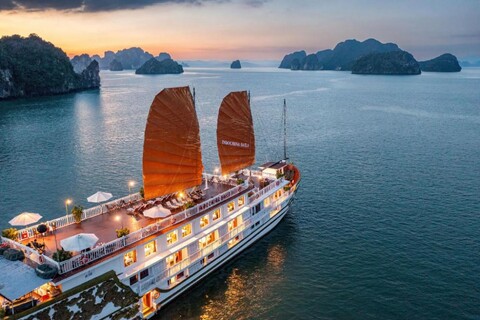 Indochina Sails Ha Long Bay