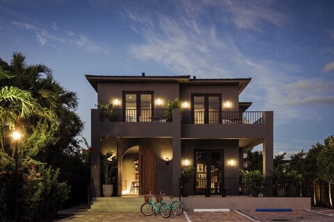 더 로버 마이애미