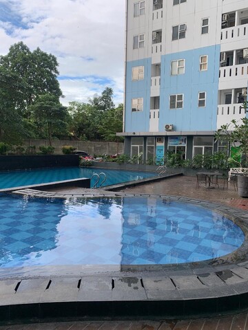 Collection O 93750 Luxury Rooms @ Urbantown Serpong