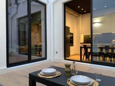 La Reina Beach rooms