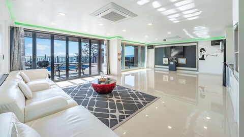 포항 블루힐 스파 풀빌라 펜션