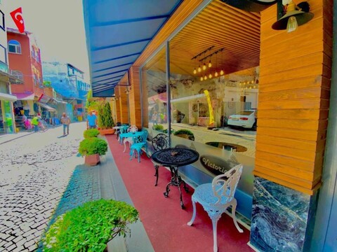 빅토리어스 호텔