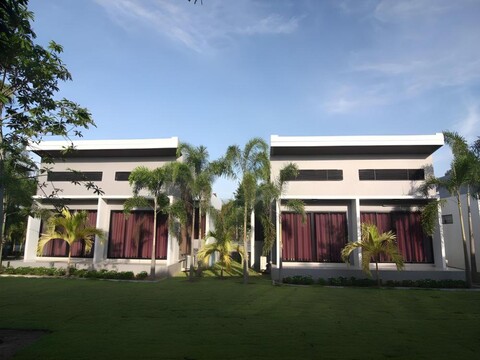 스리트라쿨 플레이스