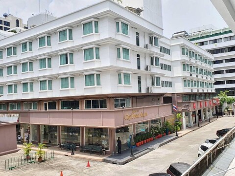 시티 플라자 나나 호텔