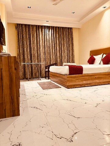 Hotel Gold Stay Near Delhi Airport