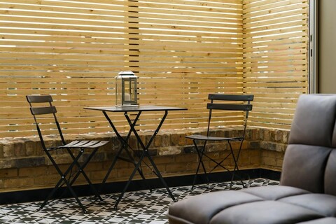 게스트레디, 태너 아파트먼트