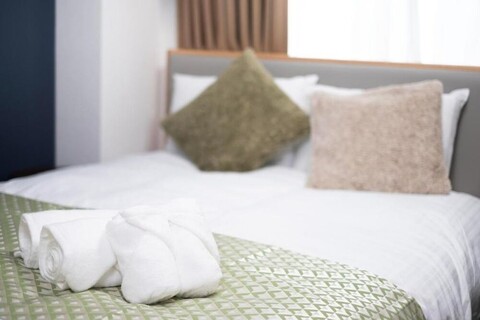 The Peak Shinsaibashi Elite