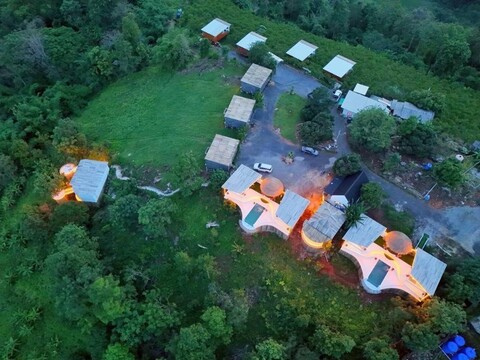 나이트 스카이 홈스테이