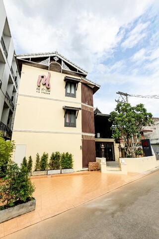 나 타패 치앙마이 호텔