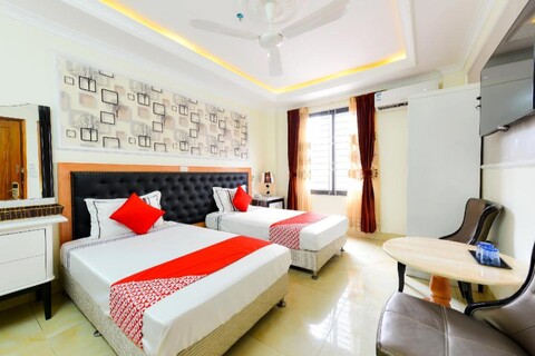 OYO 287 남 쿠옹 X 호텔