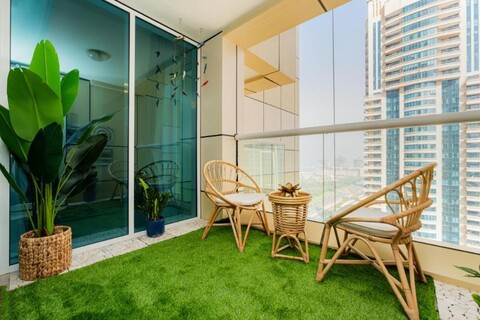 브라이트 앤 스타일리시 1BHK 아파트먼트