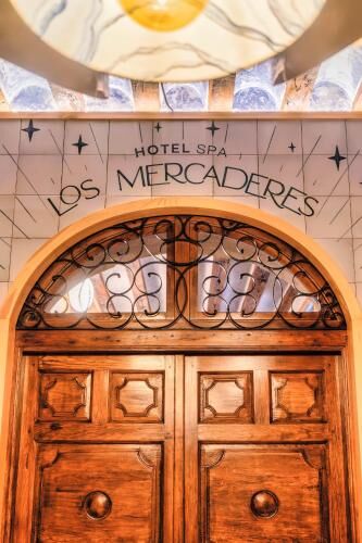 LOS MERCADERES Balneum Suites-i