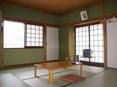 Business Minshuku Matsuyama