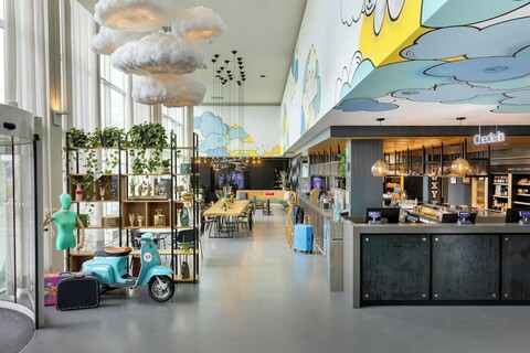 목시 밀란 말펜사 에어포트