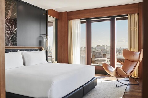 톰슨 마드리드, 바이 하얏트