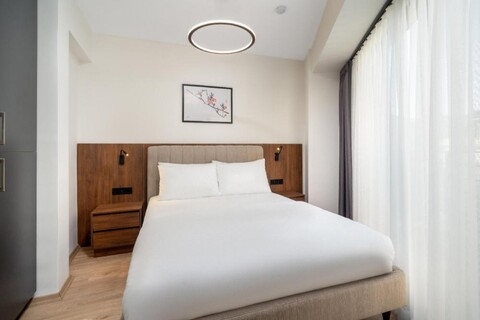 어반 쿼터스 - 피루자가