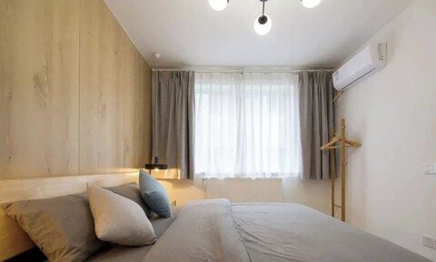 북 앤드 베드, 루자쭈이