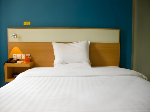 7 데이즈 인 선전 룽화