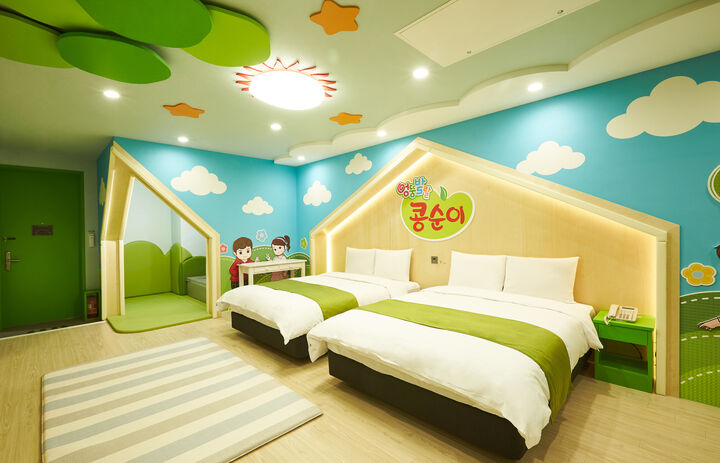 room detail thumbnail 0