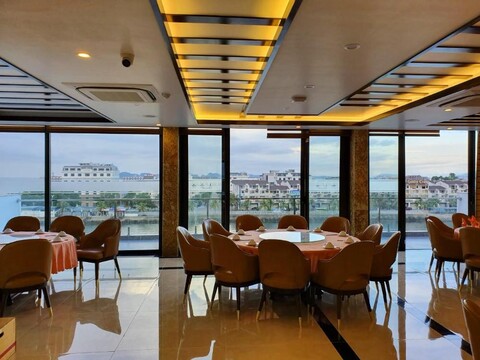 골든 팜 하롱 호텔