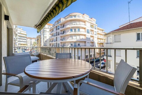 Renovated Prestige 3P Luxe apt, Terrace & Parking