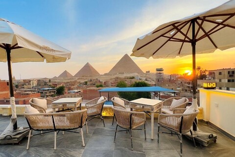 King la vista pyramids view hotel