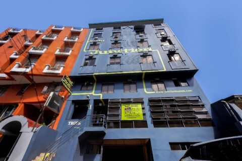 정션 호스텔, 포블라시온 마카티 애비뉴, 마닐라