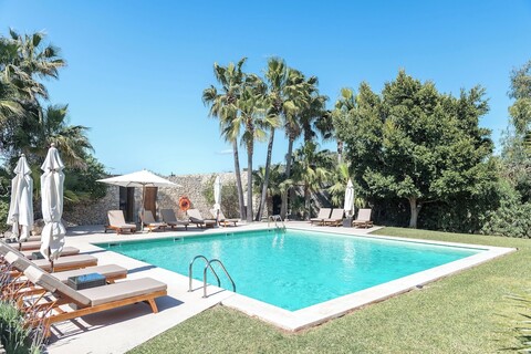 호텔 핀카 손 제너