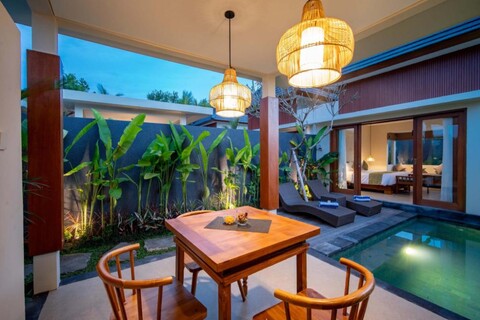 젤리 빌라 우붓