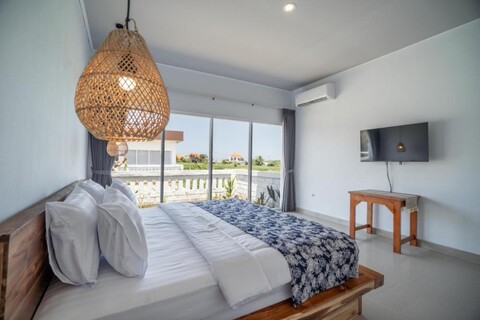 타만 빌라 켈라팅