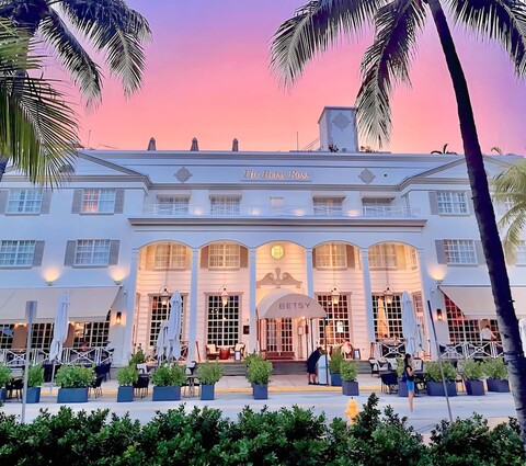 더 벳시 - 사우스 비치