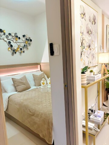 ASFranZ Suites l Wi-Fi + Netflix I S RES B01 B1208