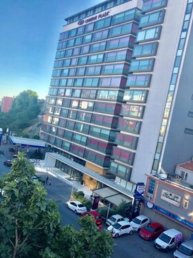 NOUR SUITE & RESIDENCE