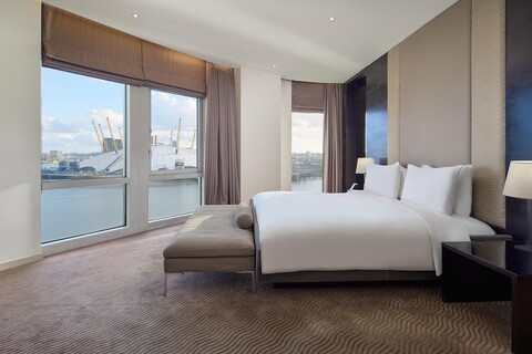 래디슨 블루 호텔, 런던 카나리 워프 이스트