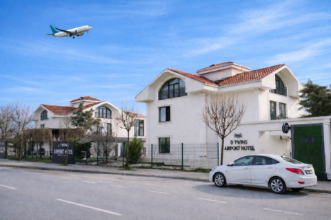 트윈스 에어포트 호텔