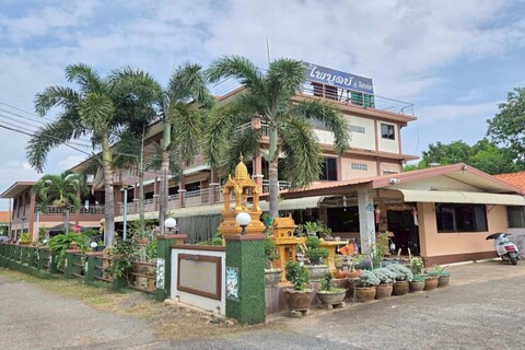 Phaiboon Hotel & Resort