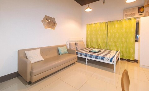 산마리노 JY7 렌탈스 바이 레드도어즈