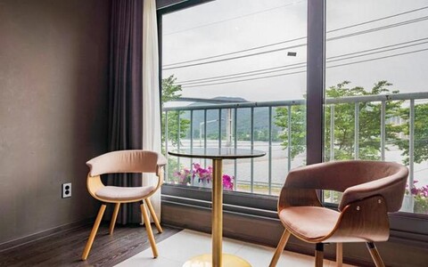 양평 꽃 피던 그해 달빛