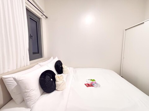 The Bloom & Beyond, Near NAIA l BLOOM B01-0928