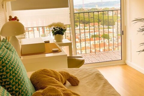 Deluxe 3-bedroom Duplex with stunning Lisbon views