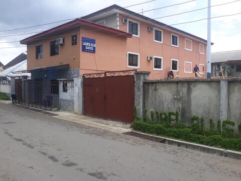 Laurel Blue Suites 