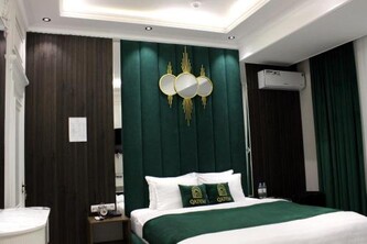 Qadim Hotel