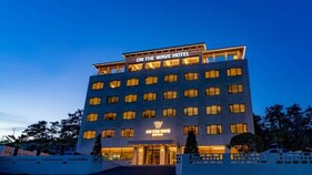 온더웨이브호텔