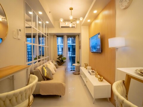 Metro Haven l Wi-Fi + Netflix I SHORE 3 B02 - 1067