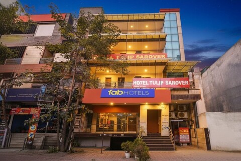 팹호텔 튤립 사로버 섹터 18