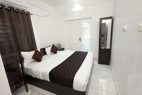 Guest West Inn
