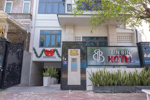 빈빈 호텔 14 - Vstar 스쿨 D7 근처