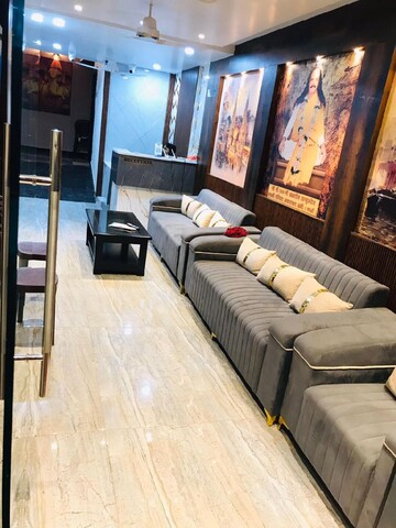 Hotel Shri Shankar Inn